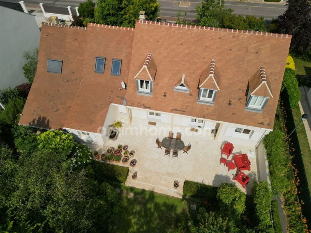 Achat maison à vendre 4 chambres 191 m² - Saint-Prix