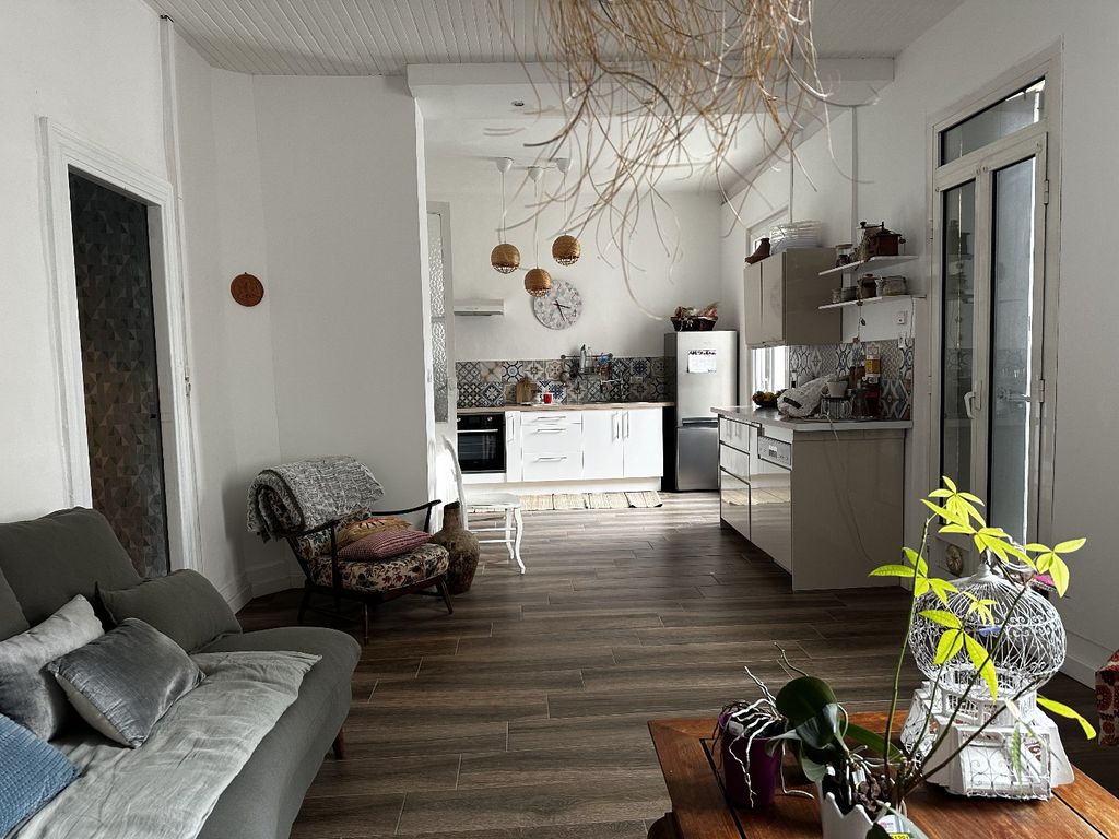 Achat appartement à vendre 3 pièces 84 m² - Sète