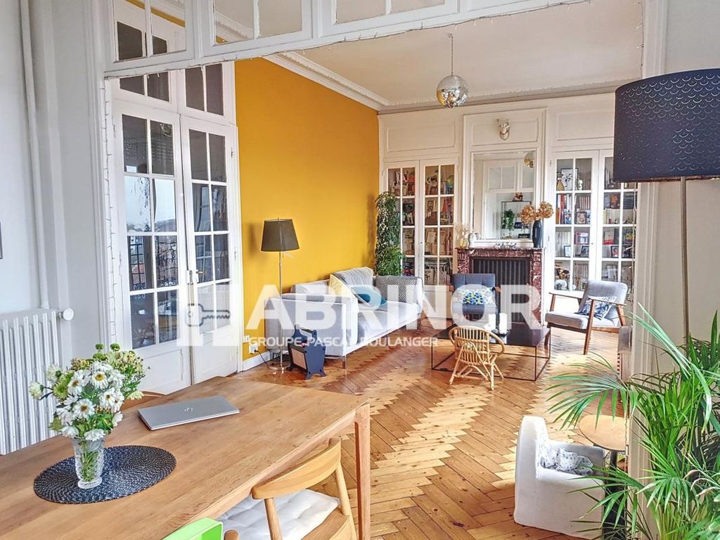 Achat appartement à vendre 3 pièces 88 m² - Roubaix