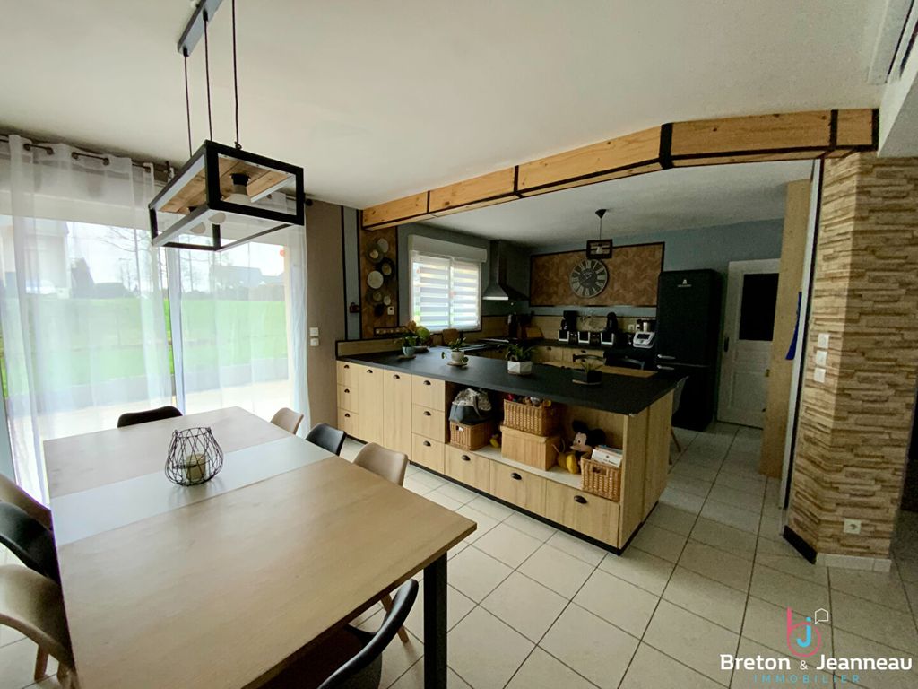 Achat maison à vendre 6 chambres 136 m² - L'Huisserie