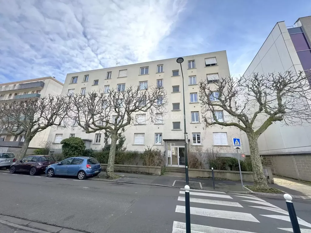 Achat appartement à vendre 3 pièces 53 m² - Les Pavillons-sous-Bois