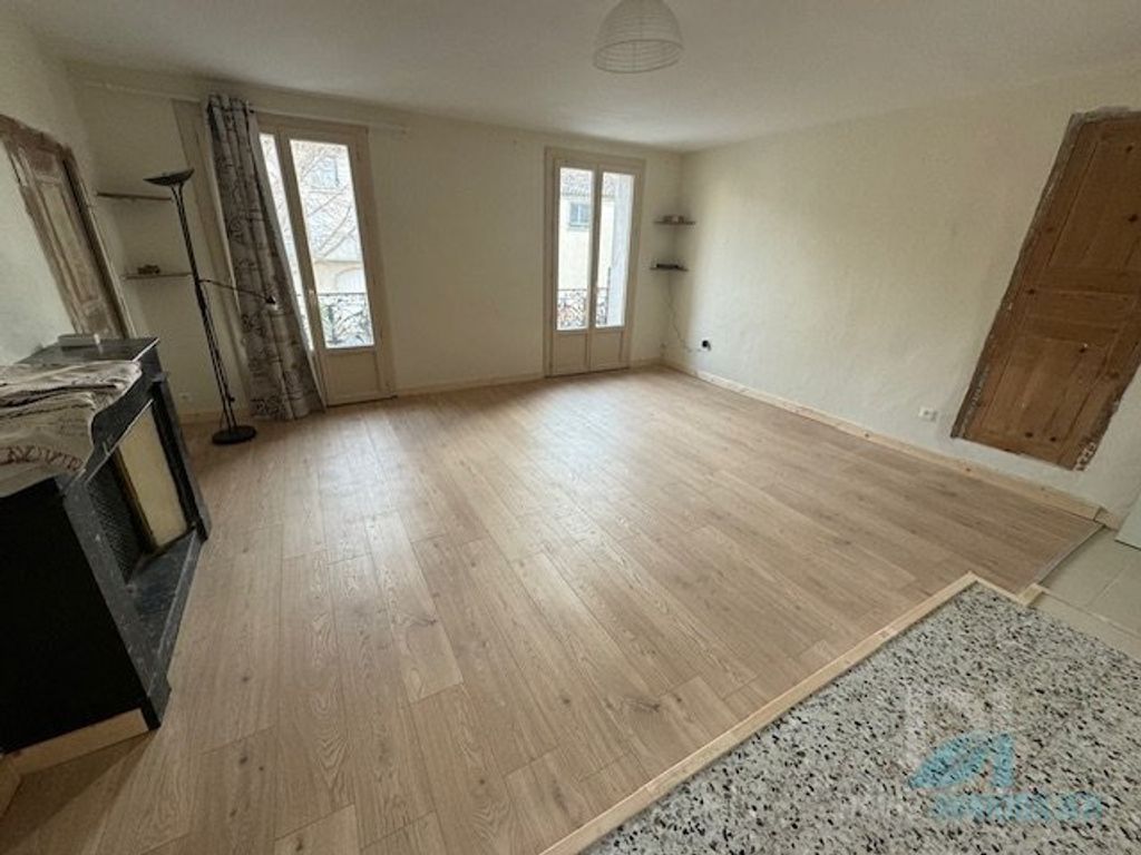 Achat maison à vendre 4 chambres 168 m² - Saint-Thibéry