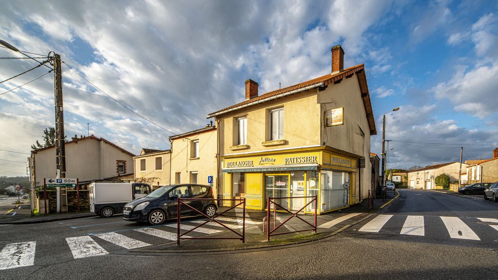 Achat maison à vendre 4 chambres 222 m² - Maisdon-sur-Sèvre