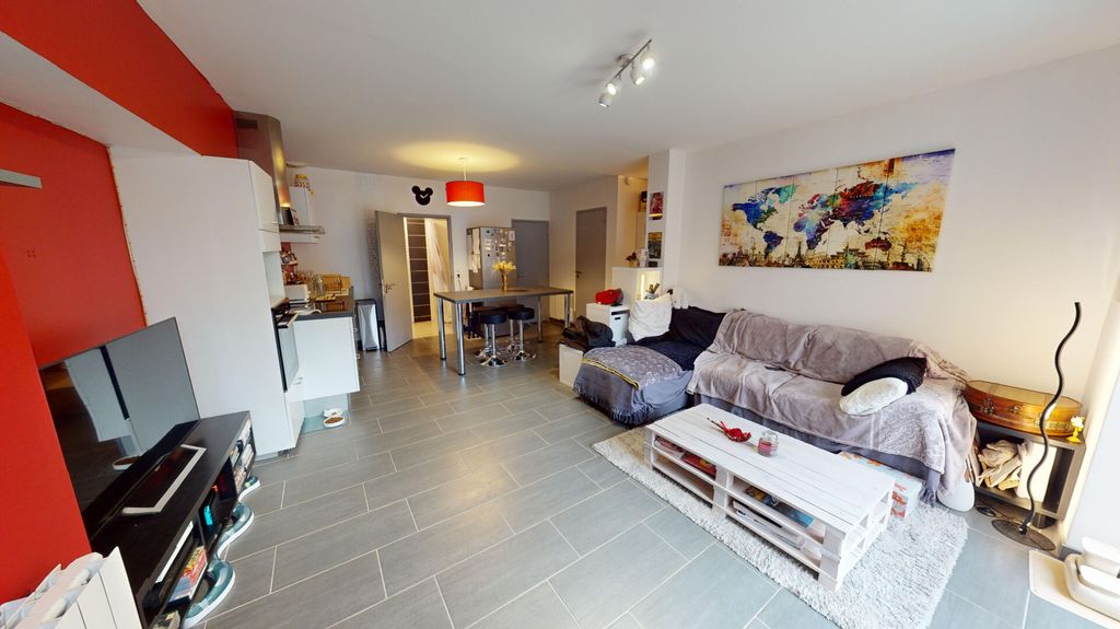 Achat appartement à vendre 2 pièces 52 m² - Vaux-en-Bugey
