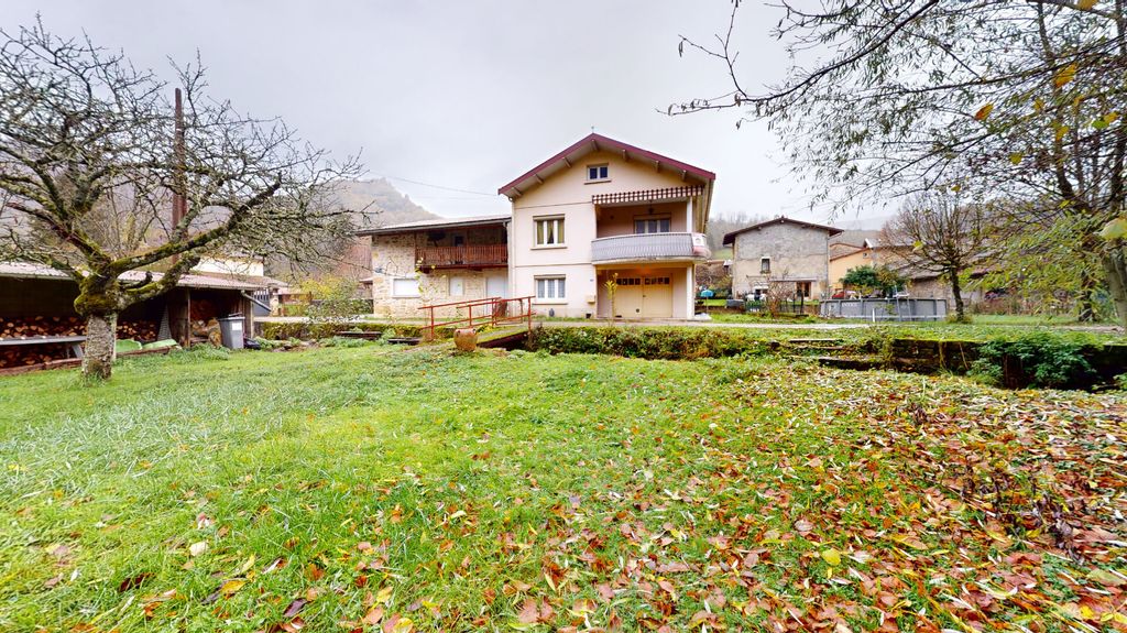 Achat maison à vendre 3 chambres 95 m² - Ambérieu-en-Bugey
