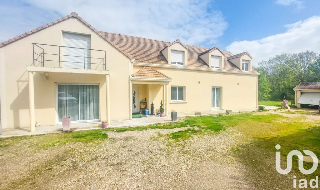 Achat maison à vendre 6 chambres 360 m² - La Queue-lez-Yvelines