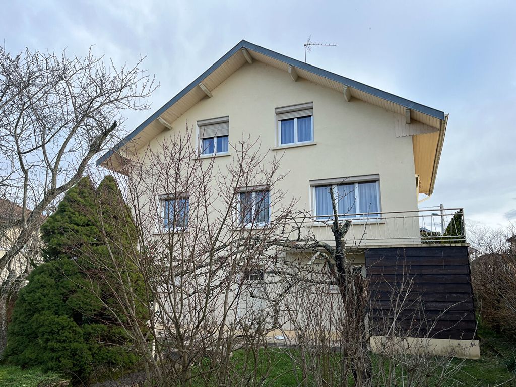 Achat maison à vendre 5 chambres 132 m² - Bourg-en-Bresse