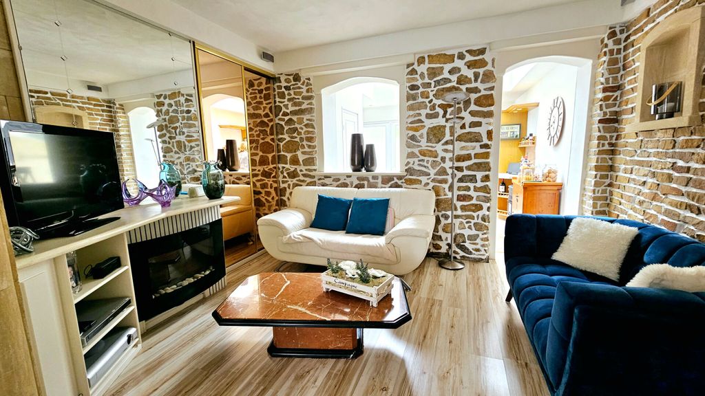 Achat maison à vendre 3 chambres 101 m² - Boulogne-sur-Mer