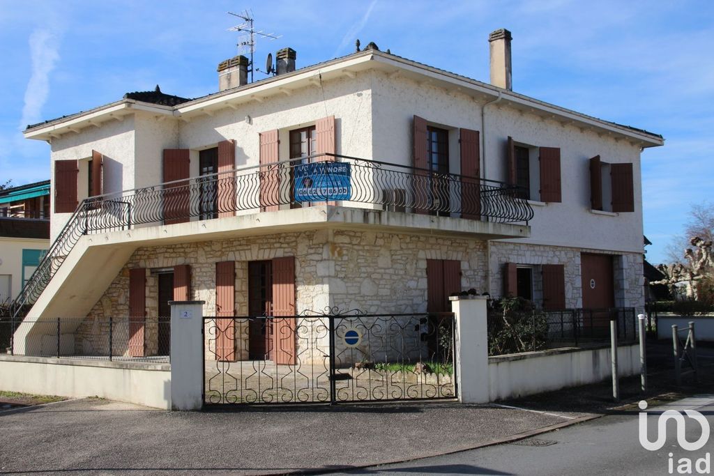 Achat maison à vendre 6 chambres 206 m² - Gardonne