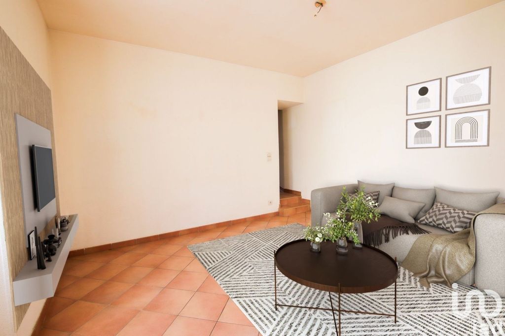 Achat appartement à vendre 2 pièces 59 m² - Nîmes