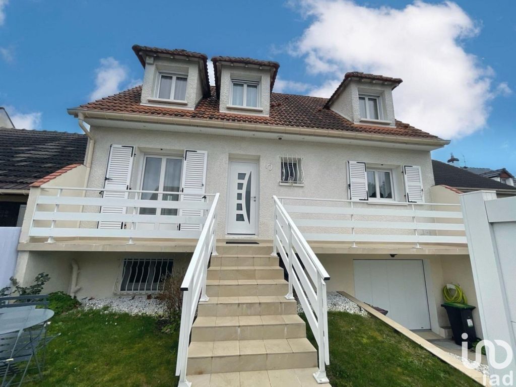 Achat maison à vendre 5 chambres 150 m² - Savigny-sur-Orge