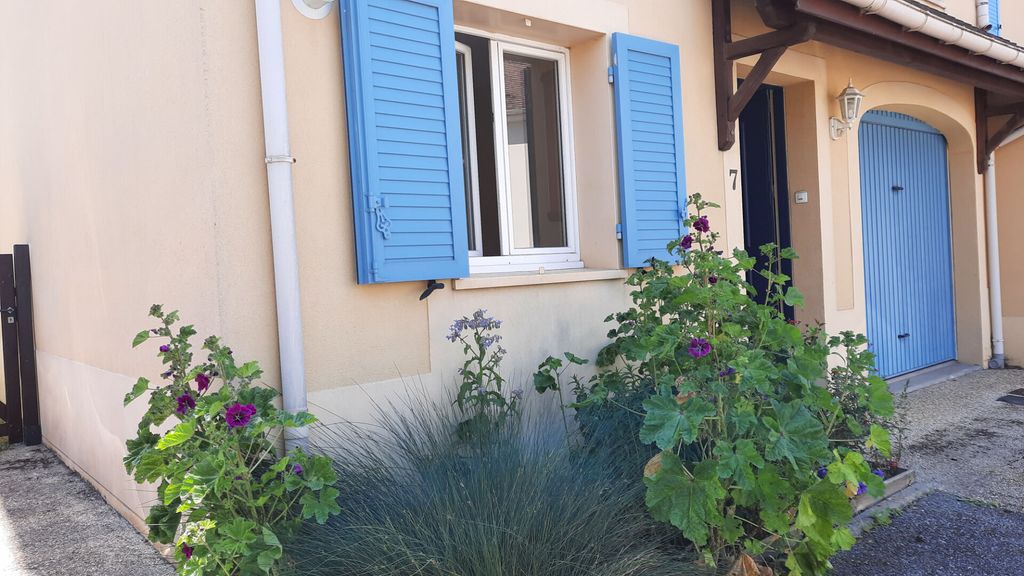 Achat maison à vendre 4 chambres 132 m² - Fontenay-le-Fleury