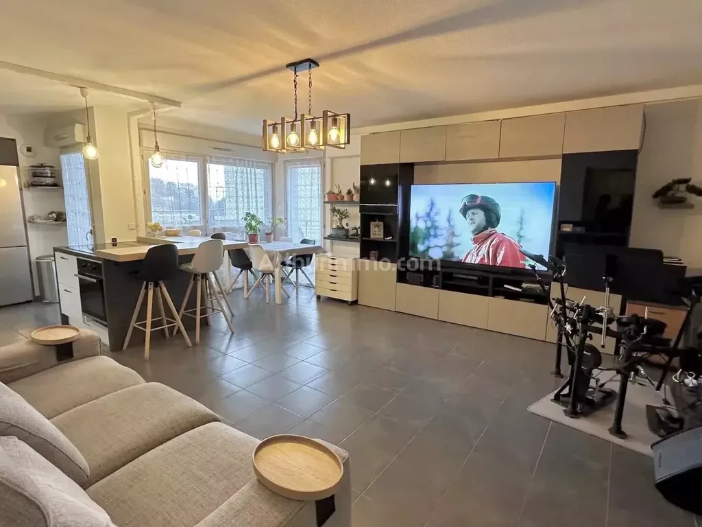 Achat appartement à vendre 4 pièces 77 m² - Nice