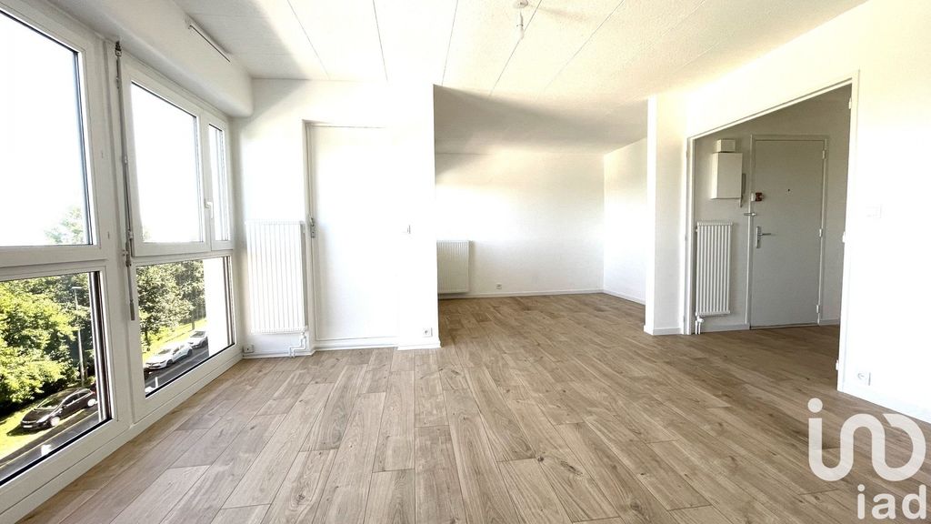 Achat appartement à vendre 5 pièces 84 m² - Corbeil-Essonnes