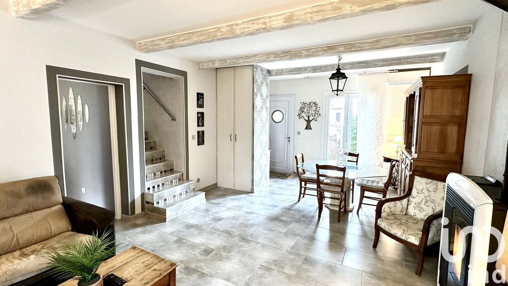 Achat maison à vendre 4 chambres 110 m² - Solliès-Toucas