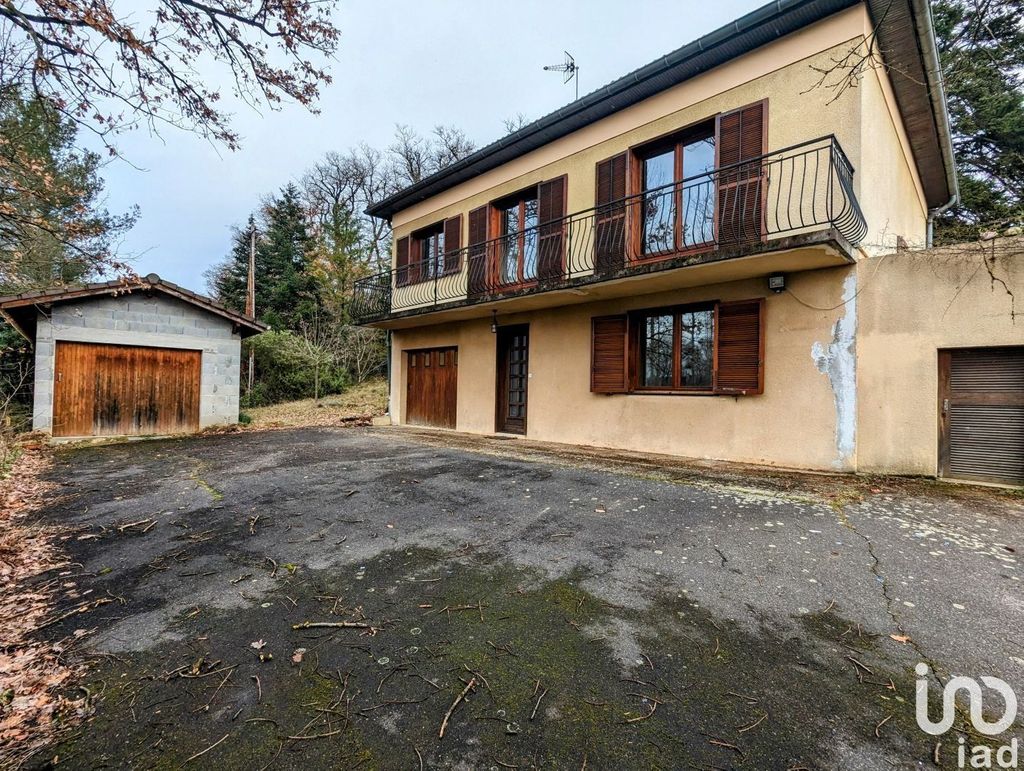 Achat maison à vendre 3 chambres 101 m² - Saint-Barthélemy-de-Vals