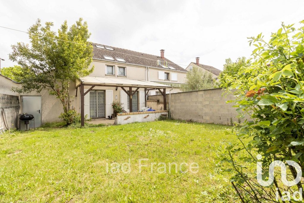 Achat maison à vendre 3 chambres 85 m² - Jouy-le-Moutier