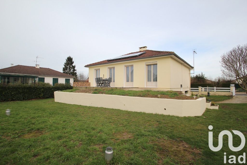 Achat maison à vendre 2 chambres 80 m² - Saint-Ouen-de-Thouberville