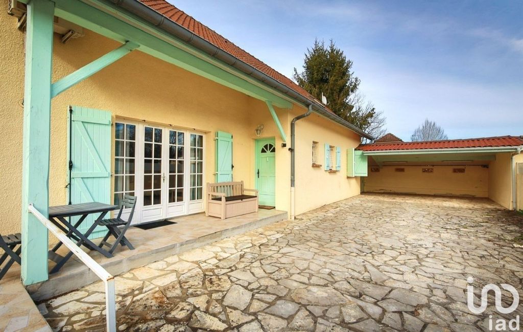 Achat maison à vendre 6 chambres 160 m² - Mourenx