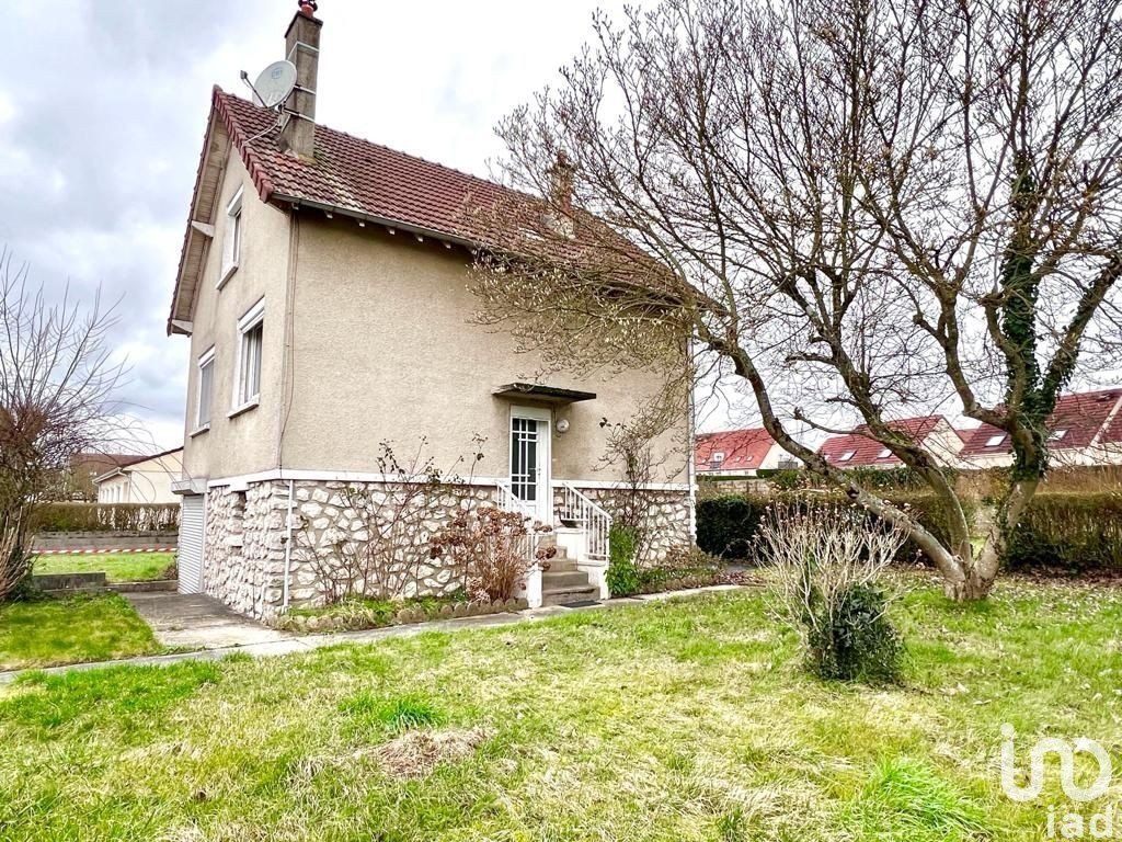 Achat maison à vendre 3 chambres 90 m² - Fontenay-Trésigny