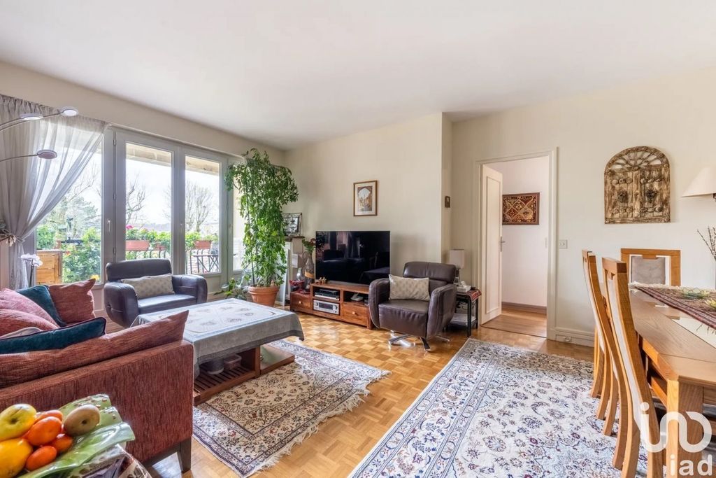 Achat appartement à vendre 4 pièces 94 m² - Saint-Cloud