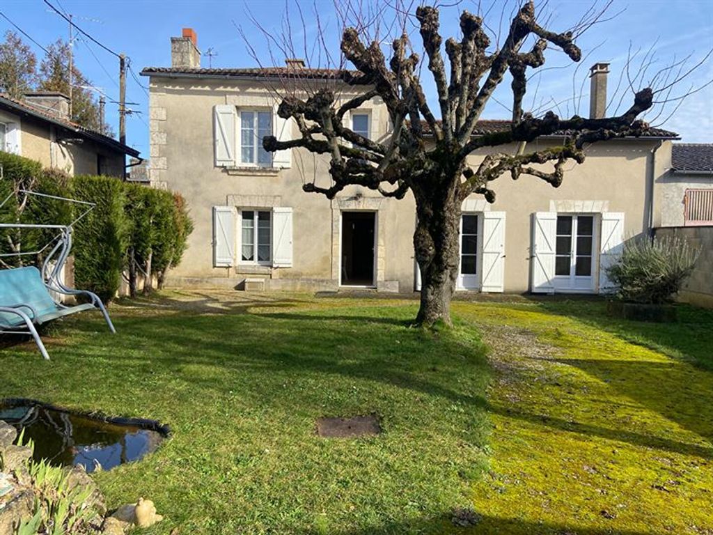 Achat maison à vendre 2 chambres 106 m² - Poitiers