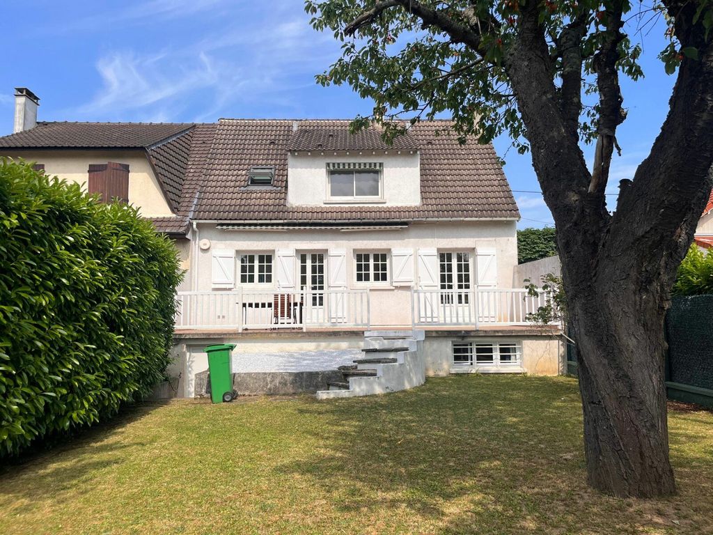 Achat maison à vendre 4 chambres 122 m² - Savigny-sur-Orge