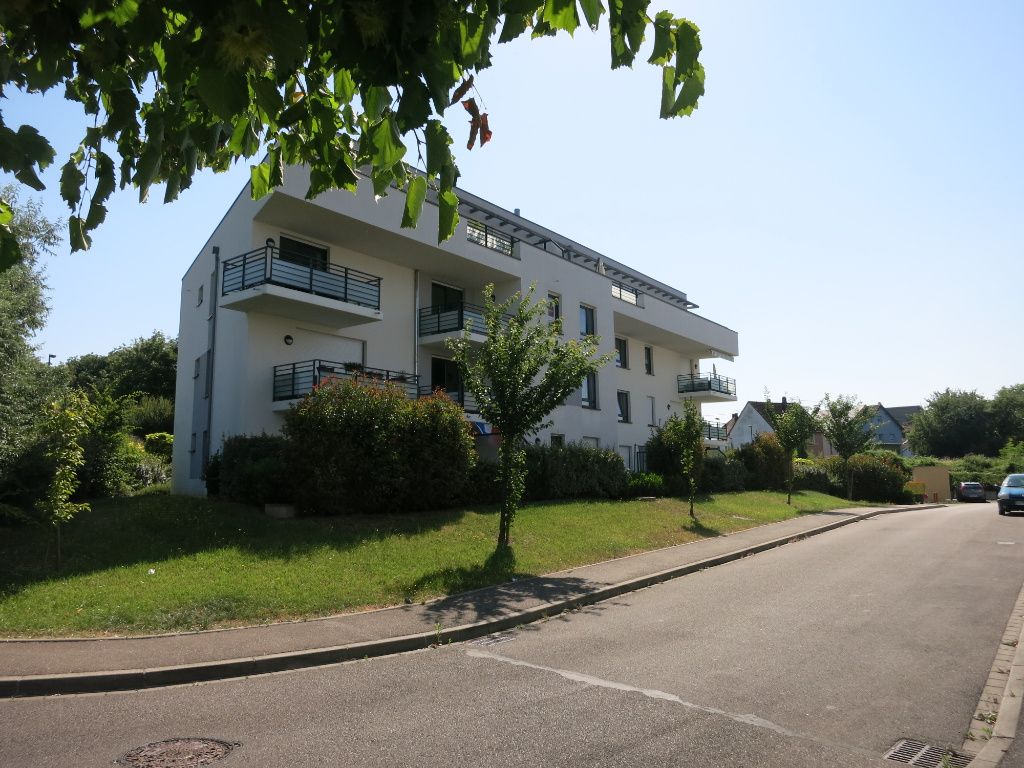 Achat appartement à vendre 3 pièces 64 m² - Hoenheim