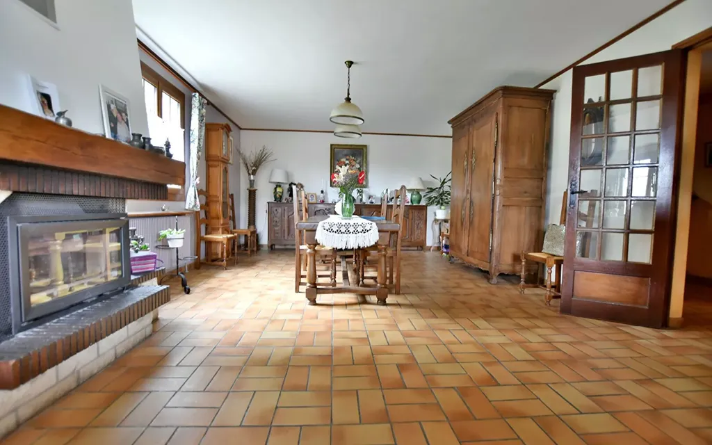 Achat maison à vendre 3 chambres 195 m² - Huchenneville