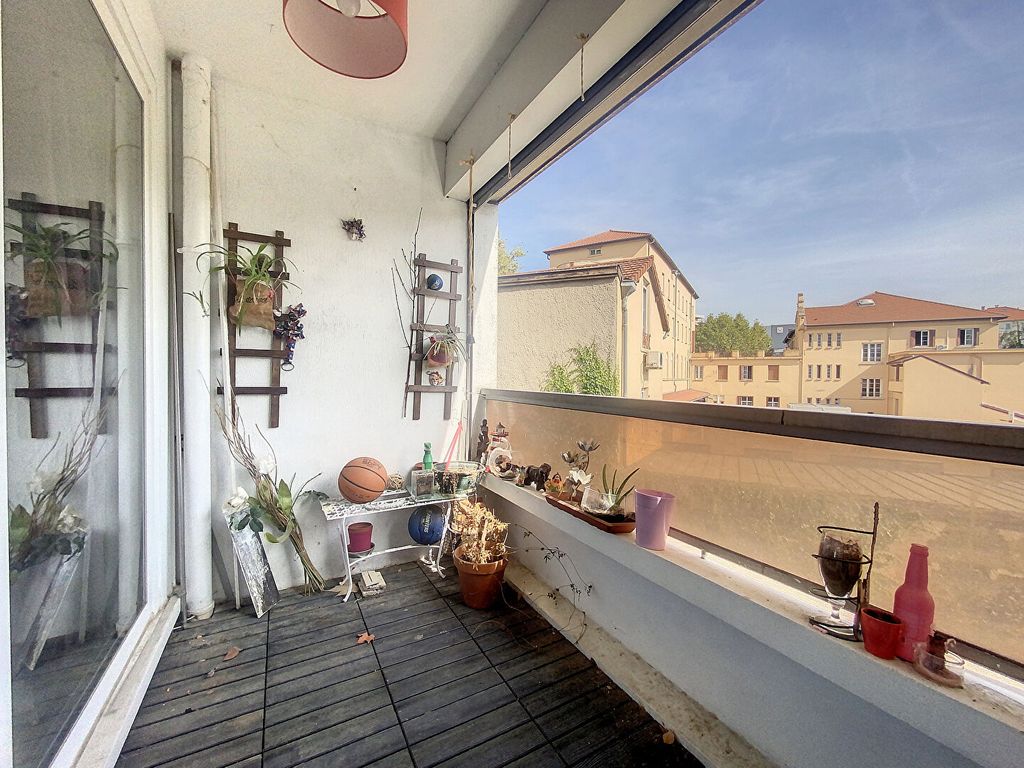 Achat appartement à vendre 4 pièces 87 m² - Lyon 7ème arrondissement