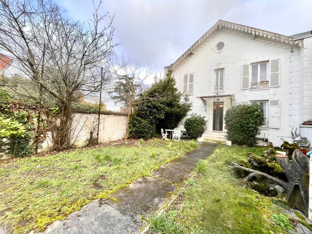 Achat maison à vendre 6 chambres 155 m² - Joinville-le-Pont