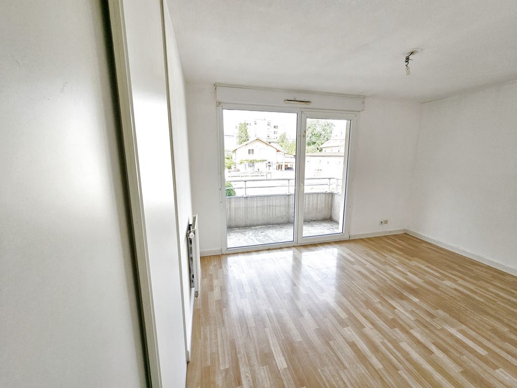Achat appartement à vendre 4 pièces 75 m² - Cluses