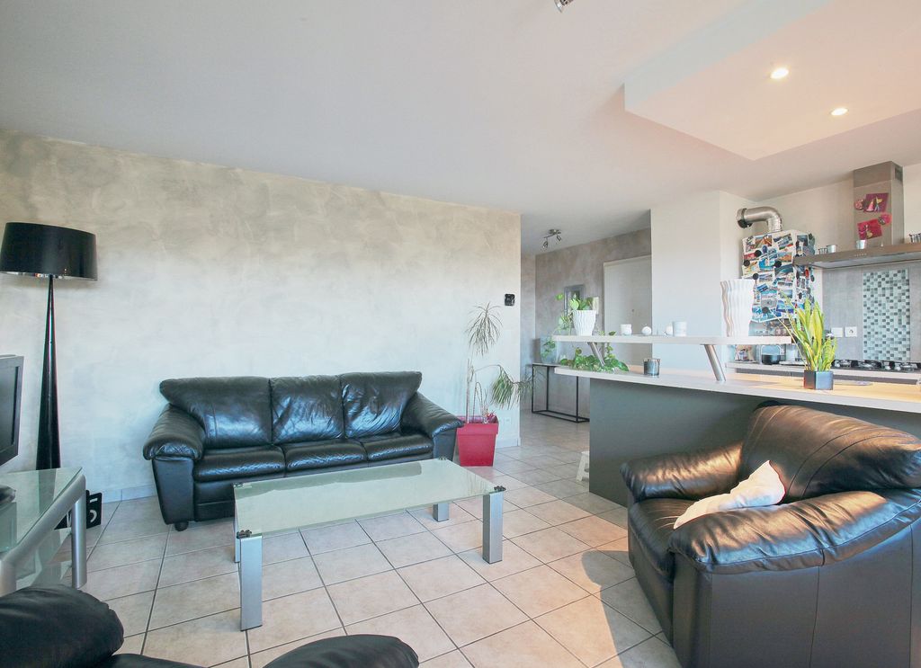 Achat appartement à vendre 3 pièces 68 m² - Montagny-les-Lanches