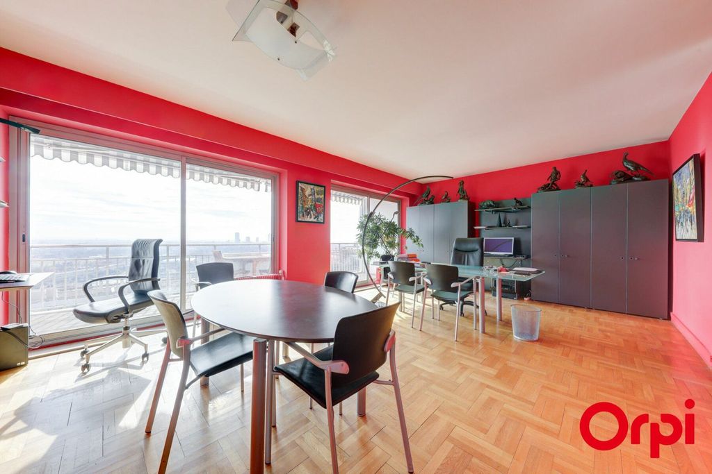 Achat appartement à vendre 3 pièces 82 m² - Caluire-et-Cuire