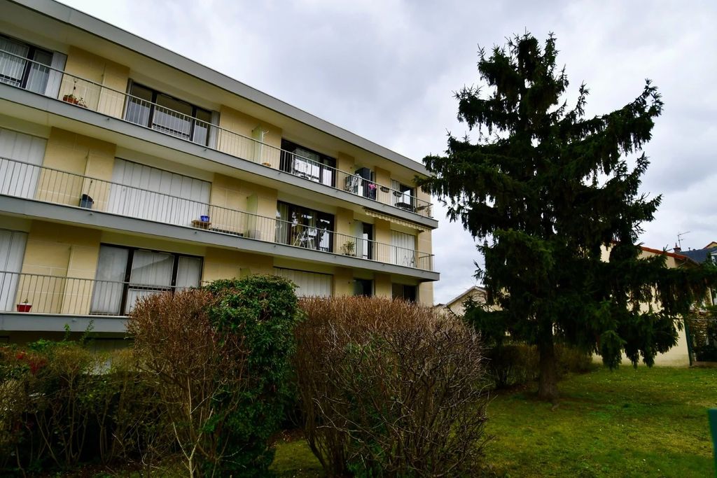 Achat appartement à vendre 3 pièces 64 m² - Livry-Gargan