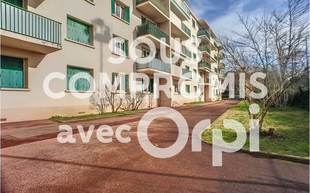 Achat appartement à vendre 4 pièces 78 m² - Villeurbanne