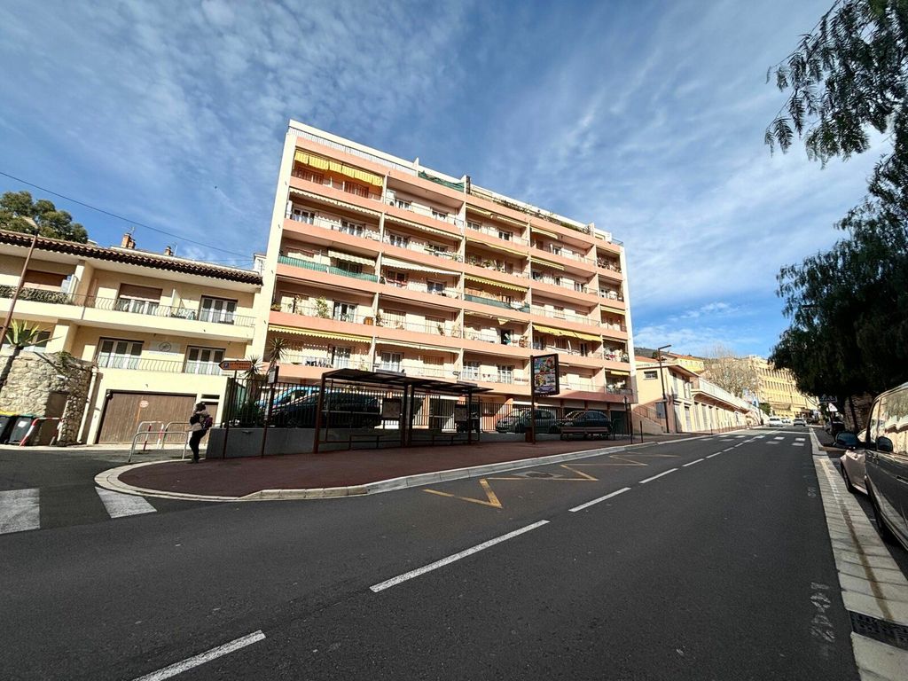 Achat appartement à vendre 3 pièces 56 m² - Grasse