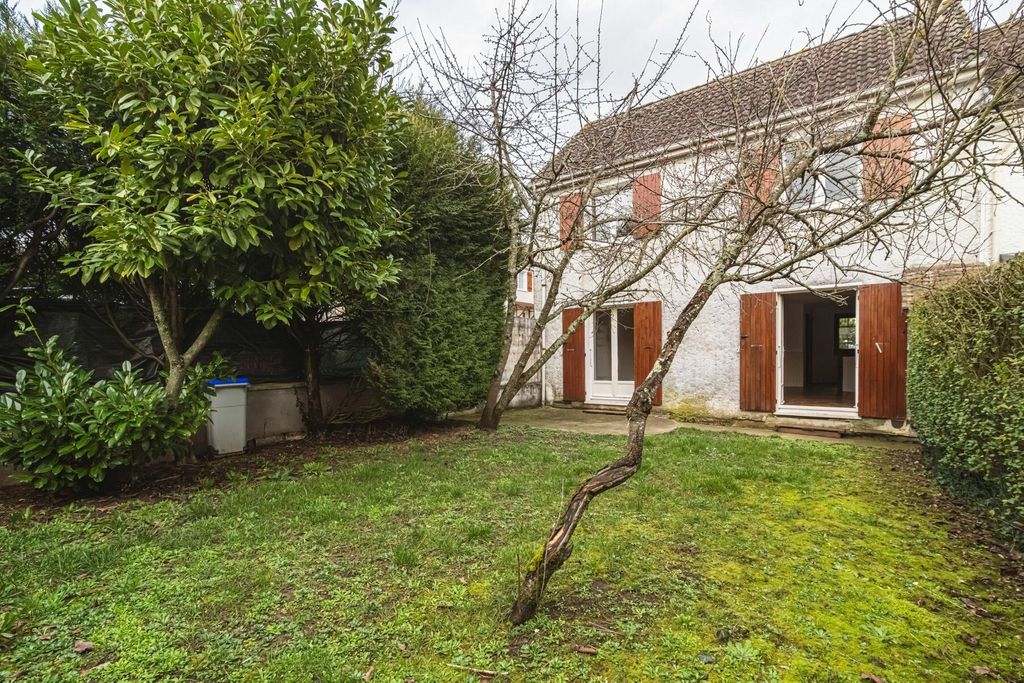 Achat maison à vendre 3 chambres 87 m² - Château-Thierry