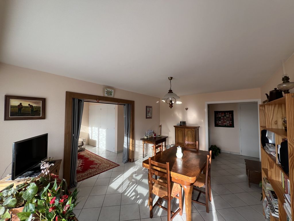 Achat appartement à vendre 4 pièces 79 m² - Thonon-les-Bains