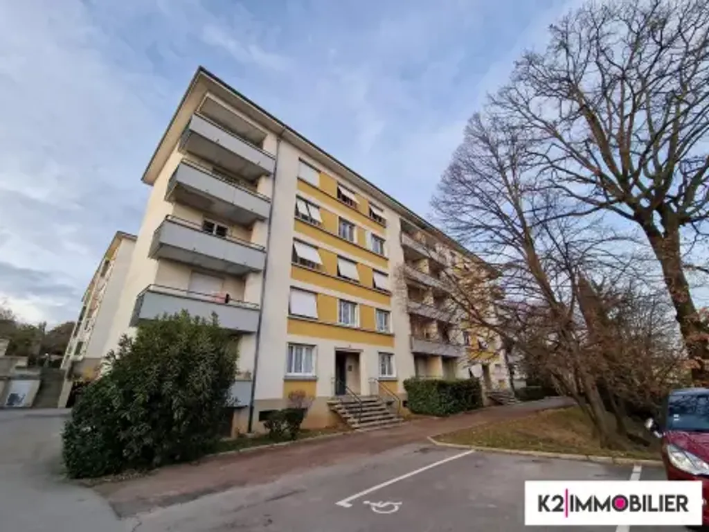 Achat appartement à vendre 4 pièces 62 m² - Aubenas