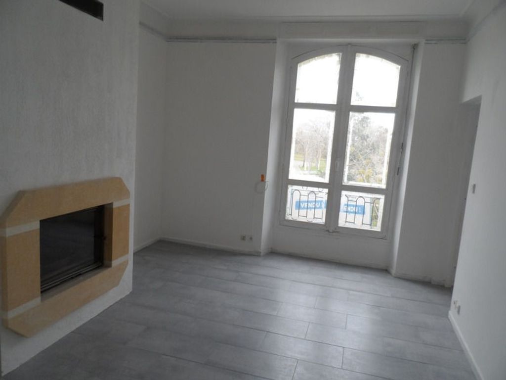 Achat appartement à vendre 6 pièces 140 m² - Néris-les-Bains