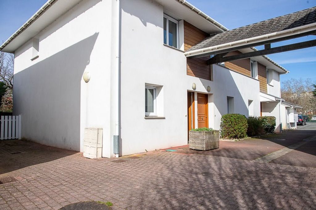 Achat maison à vendre 2 chambres 73 m² - Billère