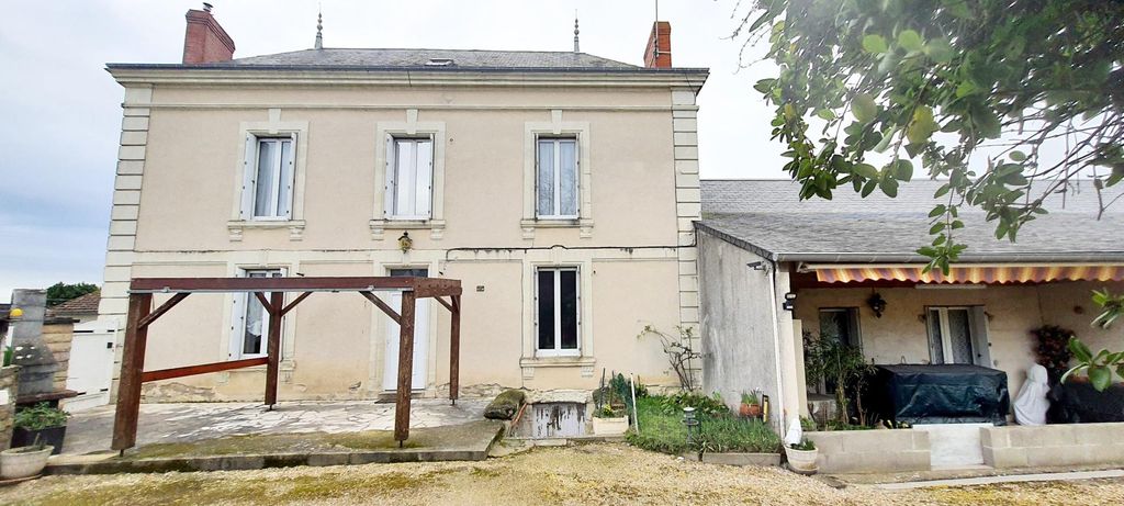 Achat maison à vendre 6 chambres 192 m² - Châtellerault