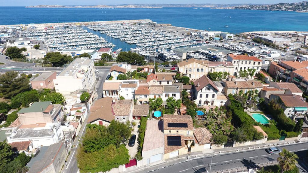 Achat maison à vendre 3 chambres 114 m² - Marseille 8ème arrondissement