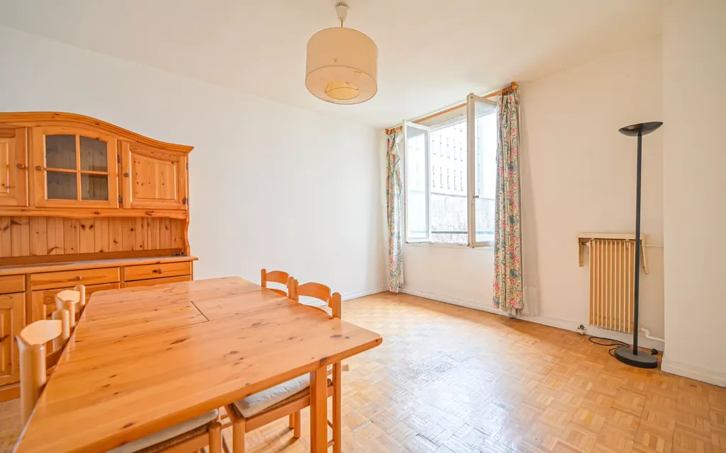 Achat appartement à vendre 3 pièces 57 m² - Paris 11ème arrondissement