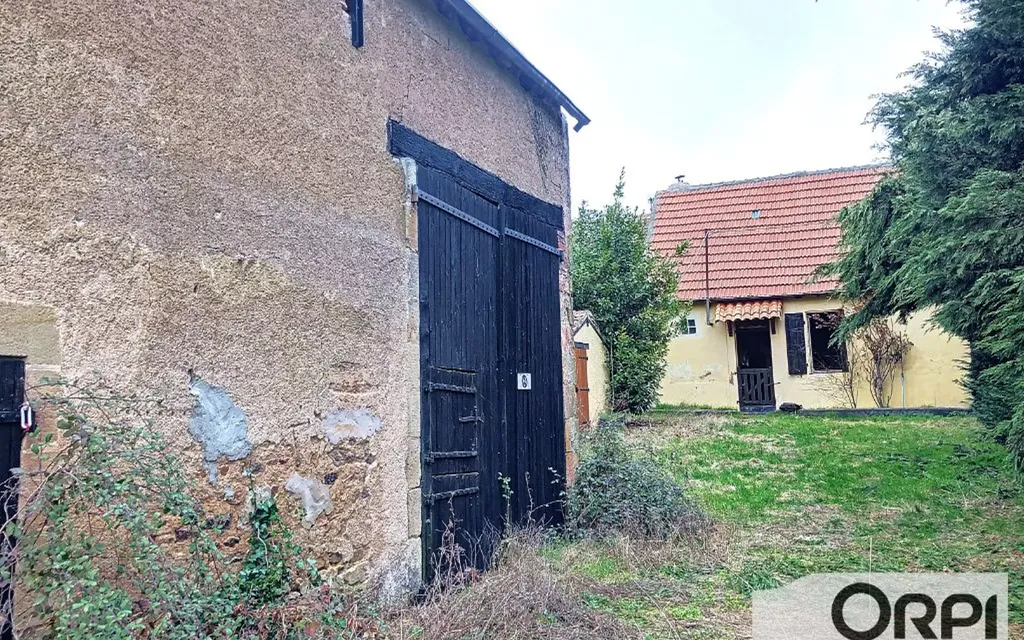 Achat maison à vendre 2 chambres 90 m² - Le Brethon