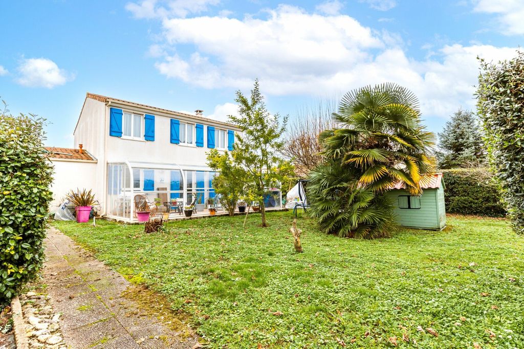 Achat maison à vendre 5 chambres 124 m² - Marennes