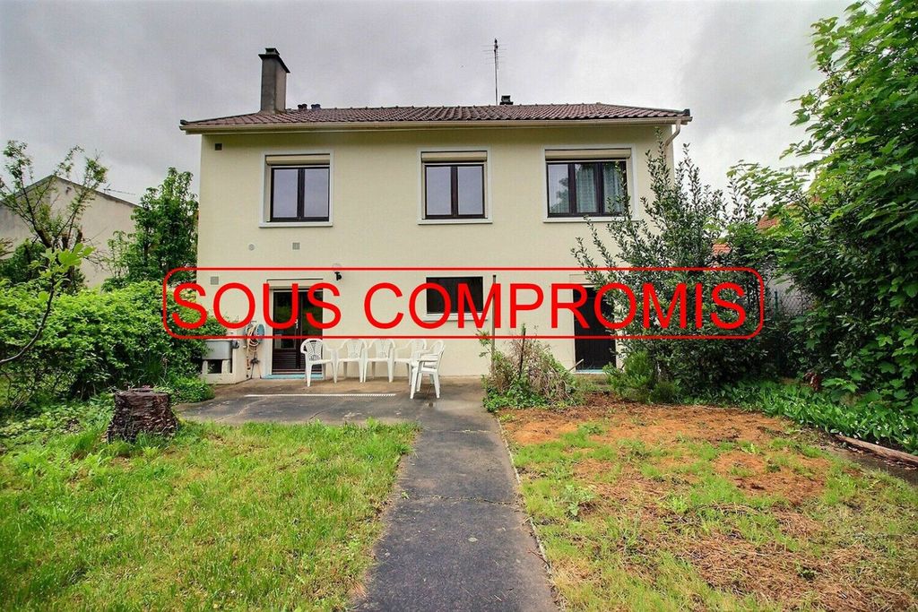 Achat maison à vendre 3 chambres 93 m² - Viry-Châtillon