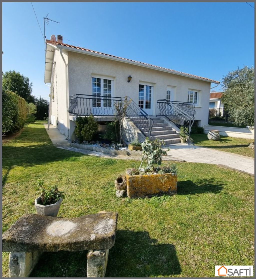 Achat maison à vendre 5 chambres 148 m² - Meschers-sur-Gironde
