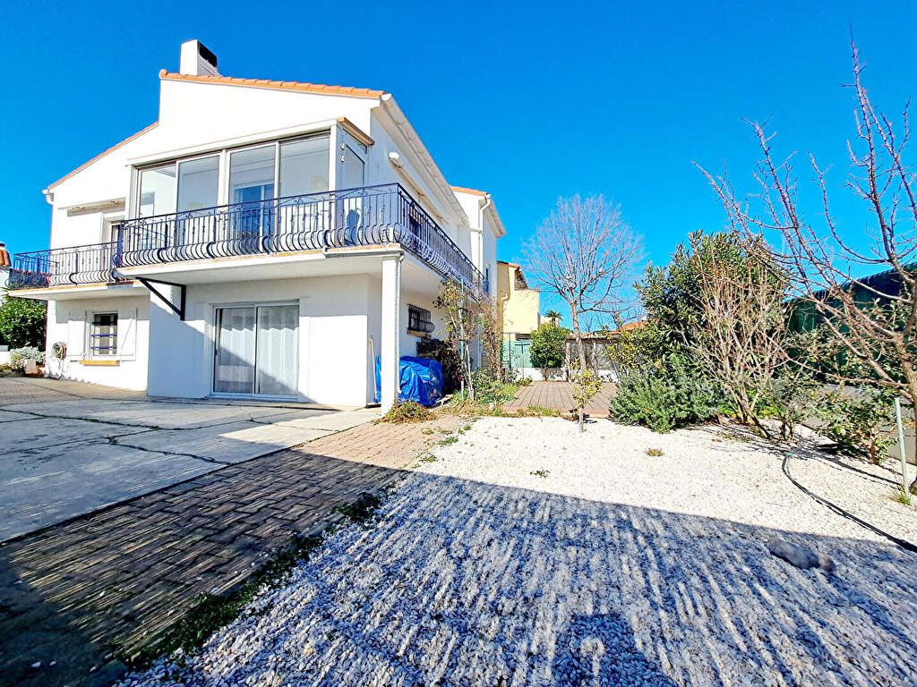 Achat maison à vendre 5 chambres 200 m² - Perpignan
